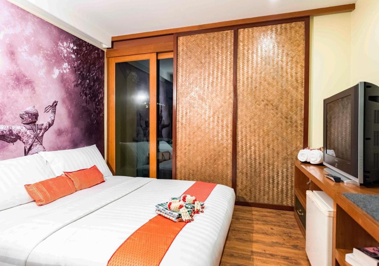 Queen Room