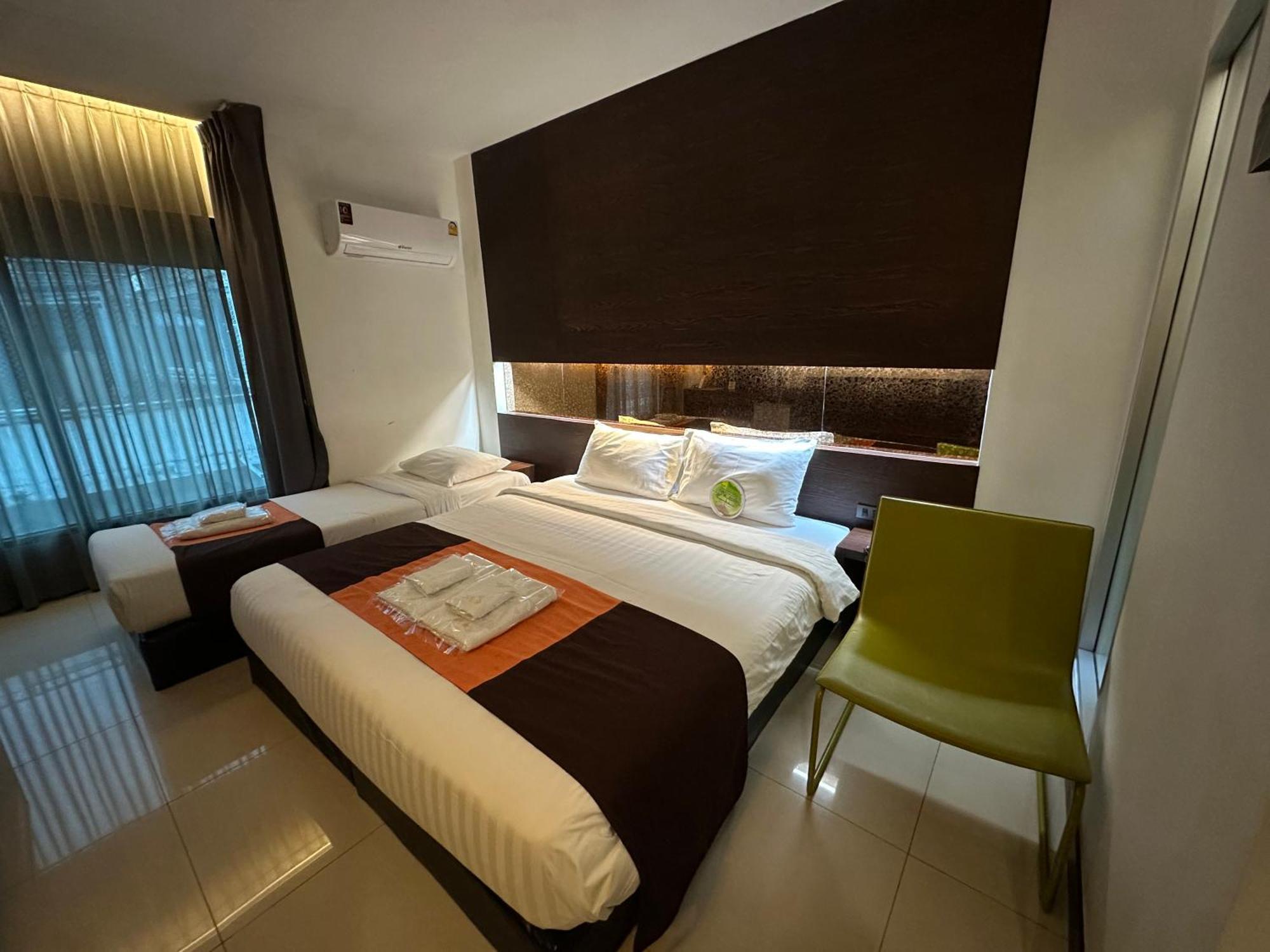 Deluxe Single Room