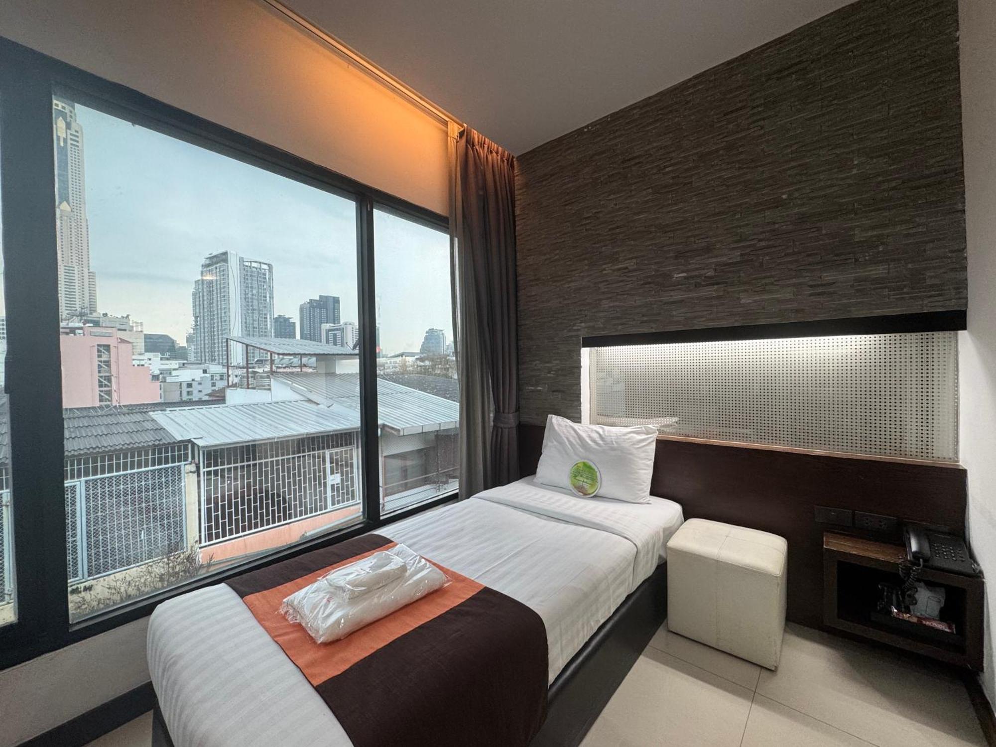 Deluxe Single Room,1646928958:JPEG