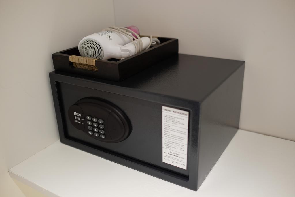 Deluxe King Room,436449480:JPEG