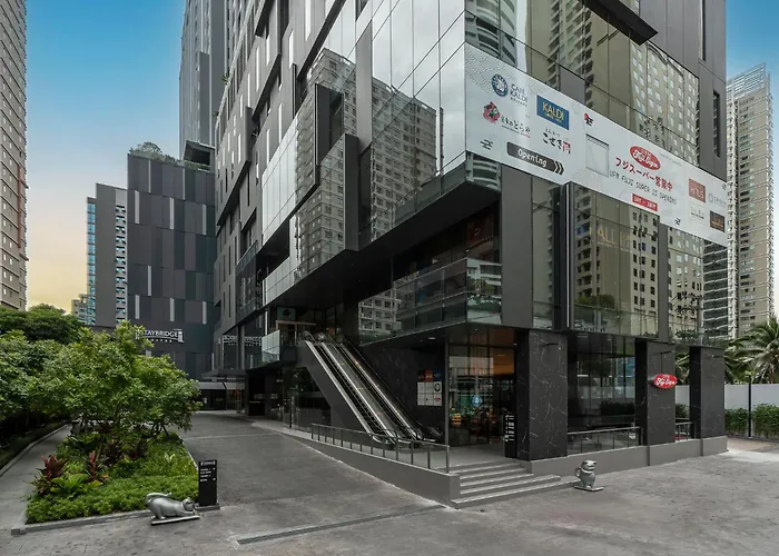 Pet Friendly hotel: Staybridge Suites Bangkok Sukhumvit By Ihg
