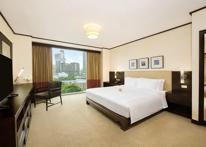 Hotel with Tennis: Conrad Bangkok Residences
