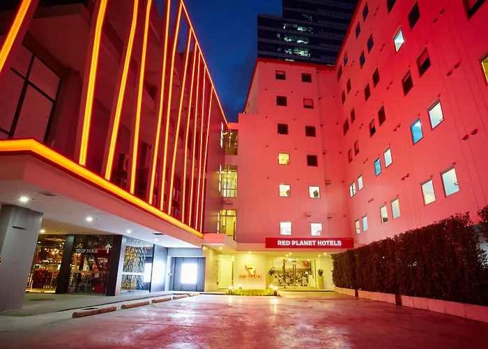 Easy Planet Bangkok Surawong