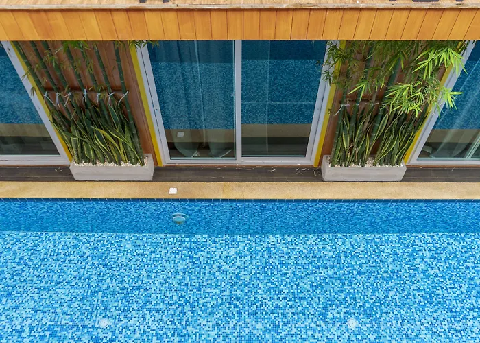 Resort V - Mrt Huai Khwang