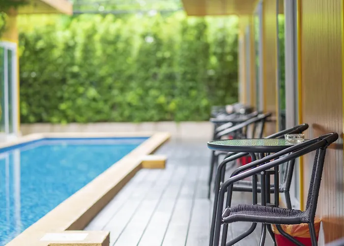 Resort V - Mrt Huai Khwang